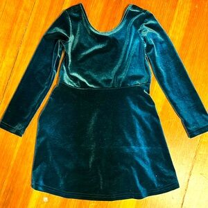 The Children’s Place green velvet dress, size 4T